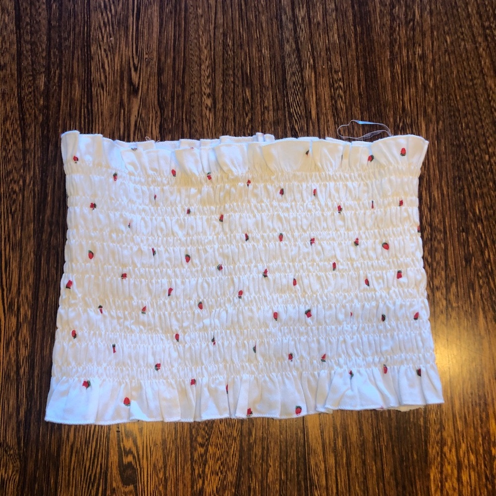 Kendall & Kylie tube top